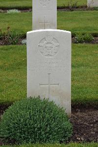 Harrogate (Stonefall) Cemetery - Holt, William Phillip